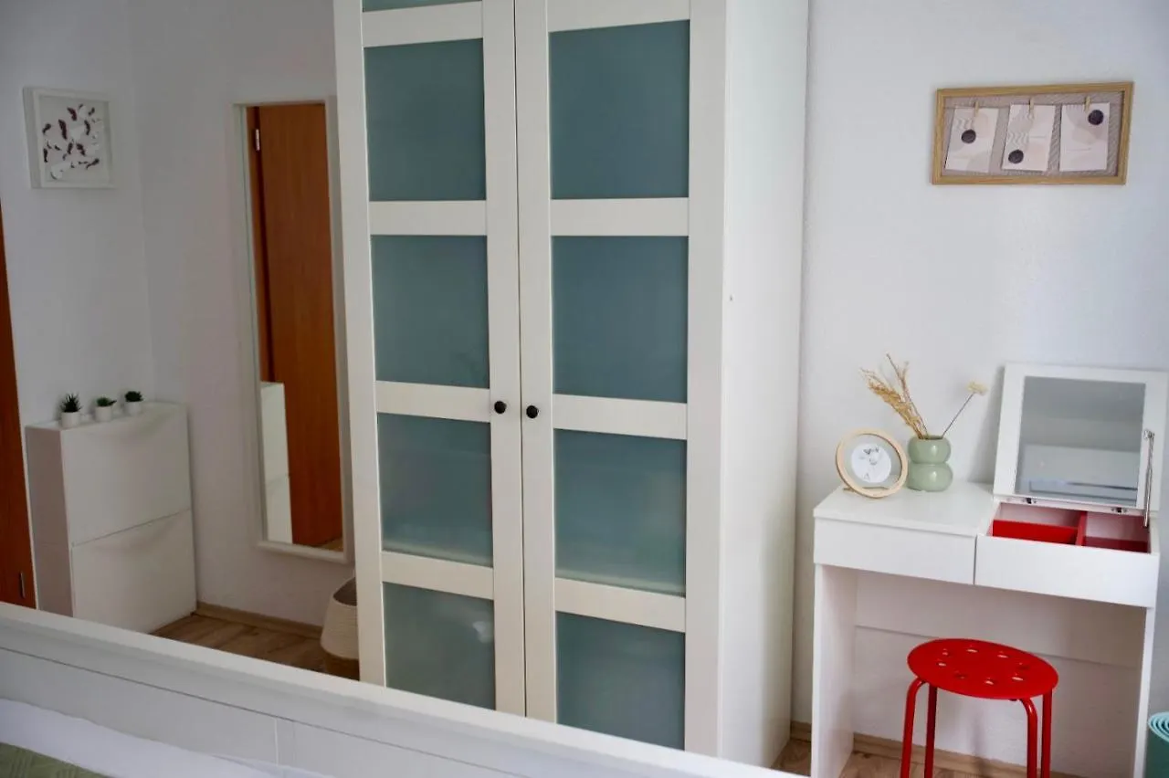 Big Beachfront Apartment Smokvica In Trogir